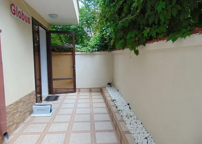 Globus 2* Kiten (Burgas)