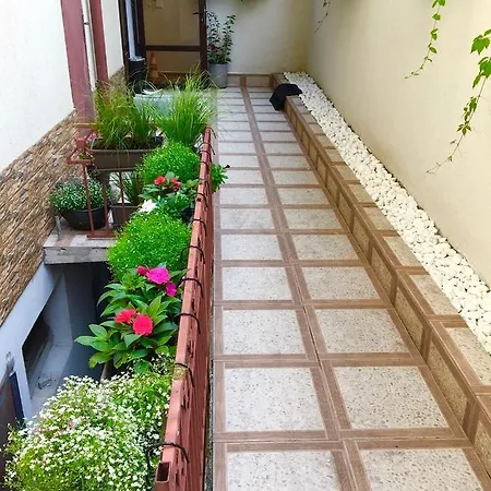 Globus Kiten (Burgas)