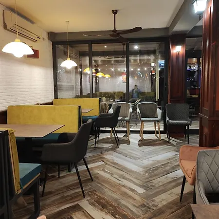 בית הארחה Globus